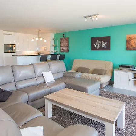 Viking Spacious With Sea View Near The Dike